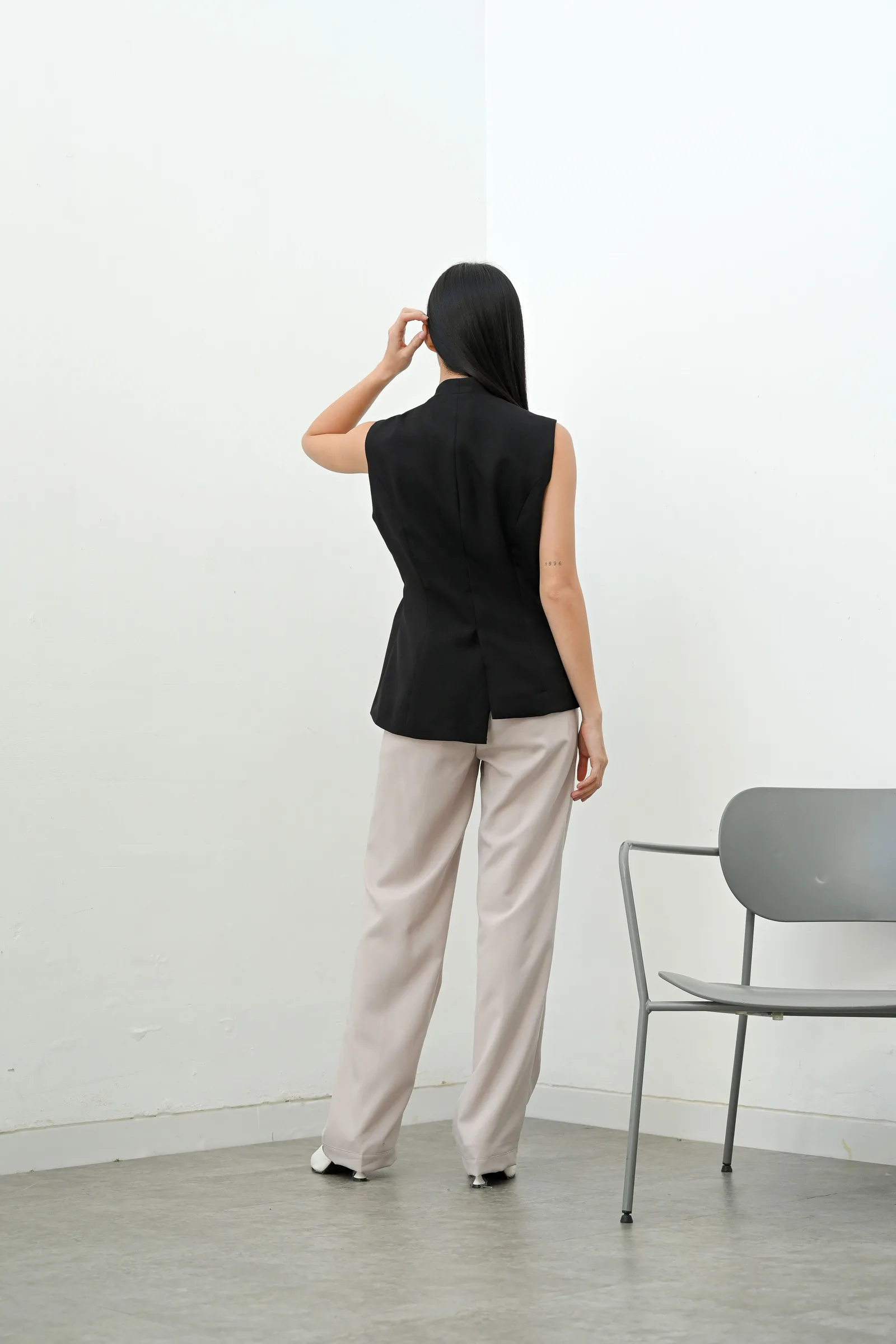 Black Ella Vest Prime, photo 5 of 7