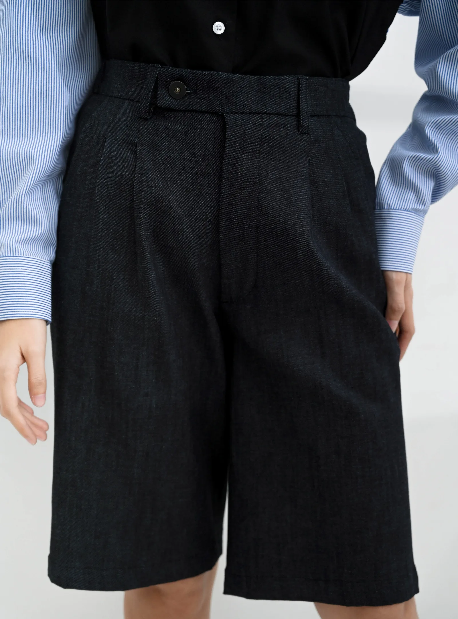 Navy Short Lily Denim Pant, photo 5 of 6
