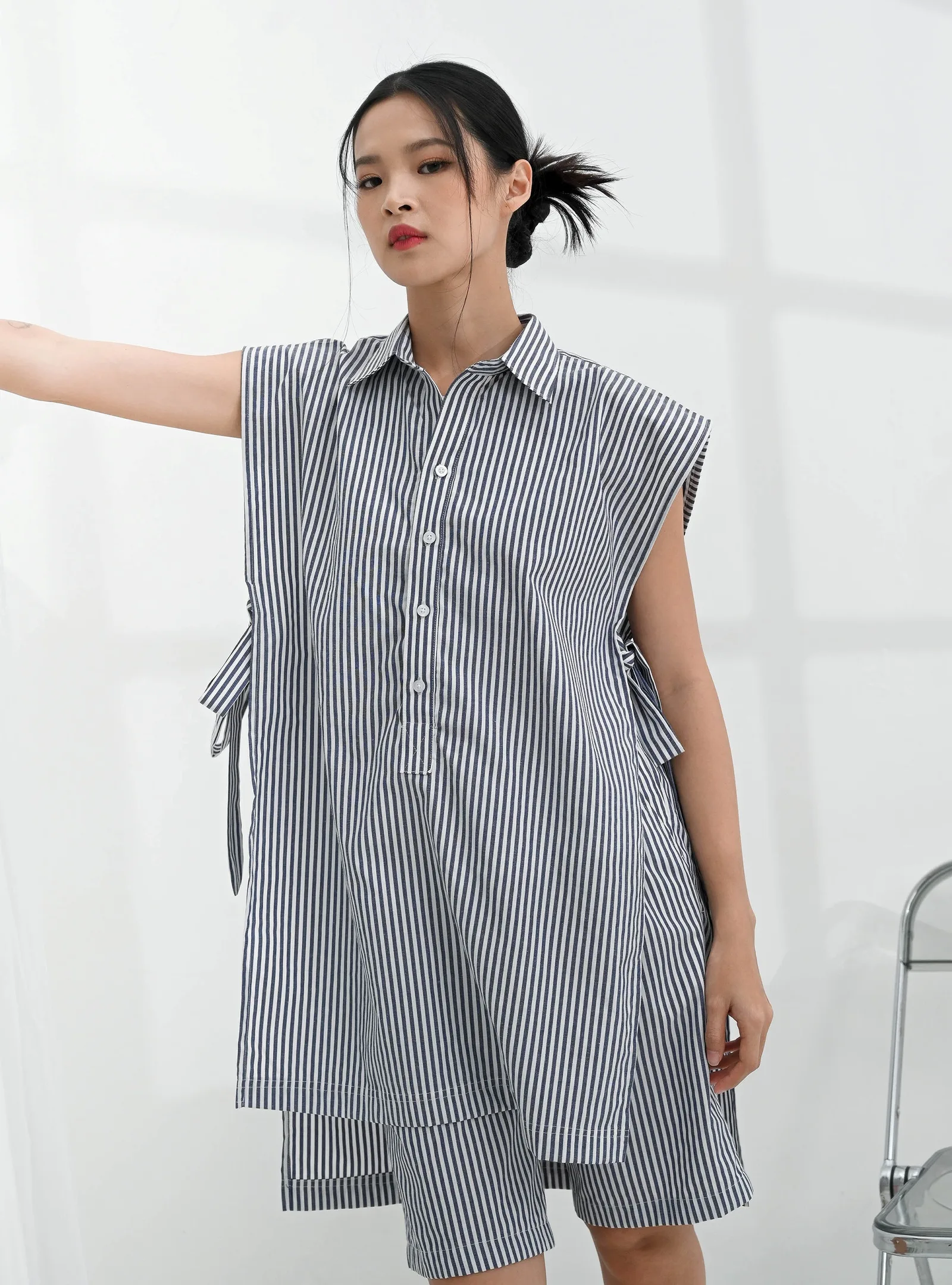 Navy Elona Stripe Outer, photo 2 of 7